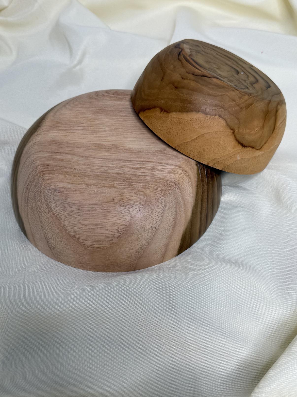 Teak Wood and Natural Shell Bowl - Vita Haus