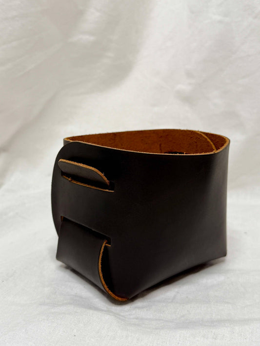Leather organiser