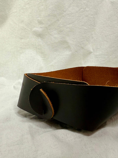 Leather storage organiser